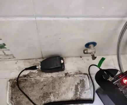 北辰屋顶漏水维修公司分享下卫生间漏水的危害及解决方法